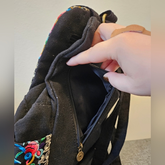 Embroidered Multicolor Backpack - Picture 5 of 6